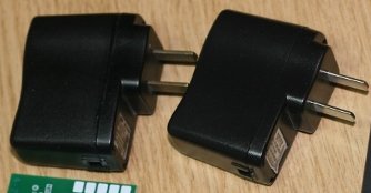 Two 5v mobile phone power adapter